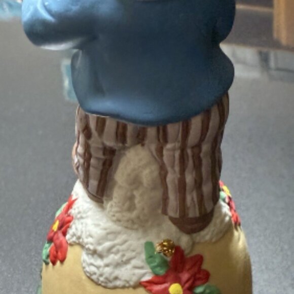 1998 Porcelain Heritage Mint Ltd That Christmas Bell Boy Figurine - Picture 2 of 3